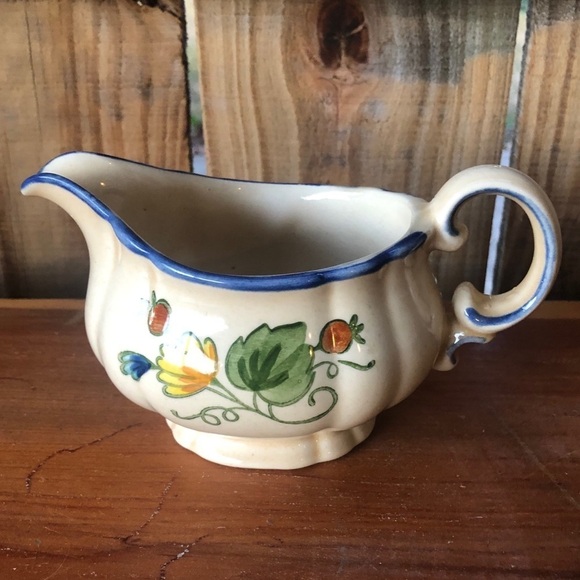 Vintage Creamer Vernon Ware by Metlox, Gigi Poppytrail Floral Ceramic - Picture 1 of 6